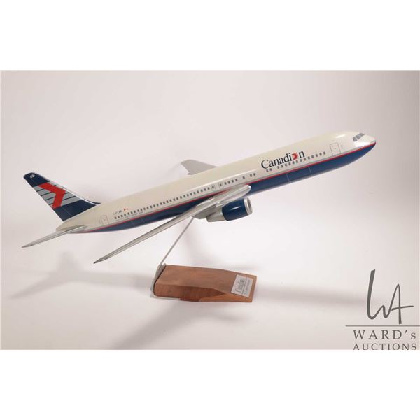 Canadian Airplanes passenger jet model 767, give in 1988 to employees, 1: 100 scale