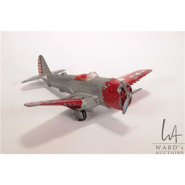 Vintage Hubley die cast metal fold wing aircraft carrier bombing plane, 10" in length