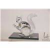 Image 1 : Swarovski crystal "The Squirrel" no. 208433, 2 1/4" in height. Includes original box with artist sig
