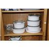 Image 1 : Selection of vintage cookware including Corning ware and Pyrex, five lidded casserole, pie plate and
