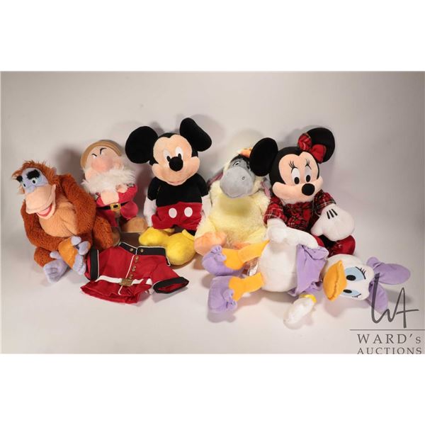 Six Disney characters including Mickey, Minnie, Grumpy, Daisy Duck, Eyore and Core King Louie