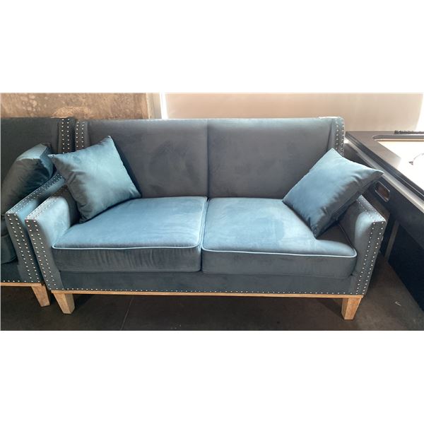 BLUE ULTRAVELVET UPHOLSTERED WITH METAL STUD ACCENTS LOVESEAT WITH 2 THROW CUSHIONS APPROX 62"