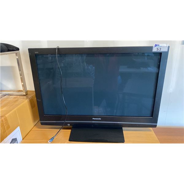 PANASONIC VIERA 42" TV *NO REMOTE*