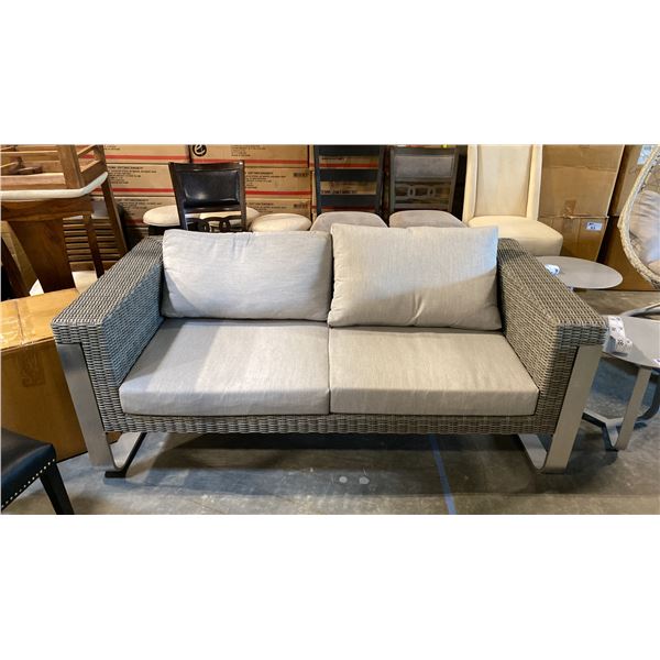 COMMERCIAL GRADE ALUMINUM FRAME HALF ROUND PVC WICKER PATIO SOFA WITH SUNBRELLA CUSHIONS