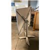 Image 3 : COMMERCIAL GRADE 28" SQUARE FLIP TOP PATIO TABLE