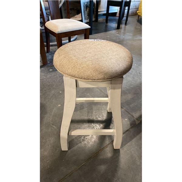 1 SWIVEL COUNTER HEIGHT STOOL- BEIGE WITH WHITE ANTIQUE LEGS