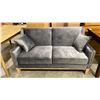 Image 1 : GREY ULTRAVELVET LOVESEAT WITH METAL ACCENTS APPROX 63"