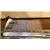 Image 2 : 10MM THICK APPROX 40" X 72" RECTANGLE TEMPERED GLASS TABLE TOP
