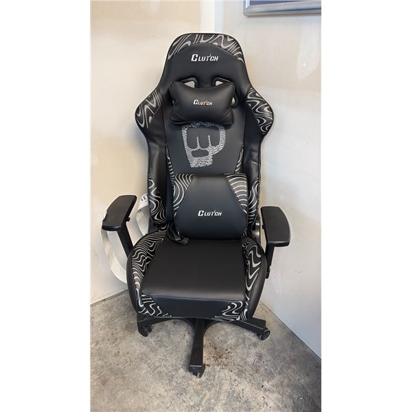 BLACK CLUTCH ERGONOMIC GAMING CHAIR
