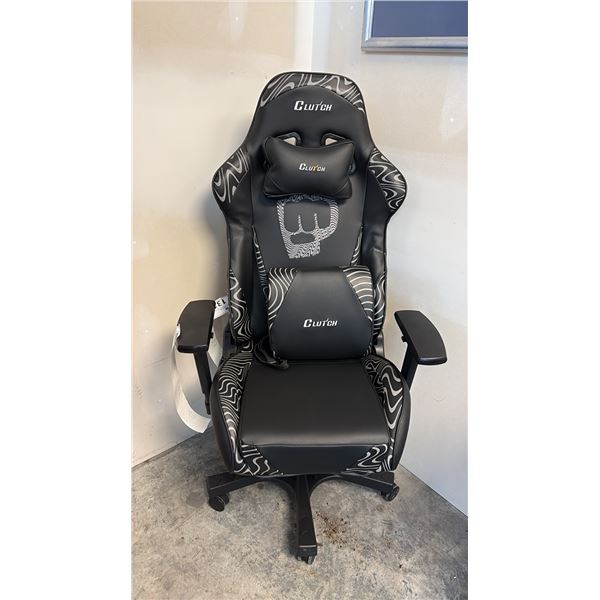 BLACK CLUTCH ERGONOMIC GAMING CHAIR