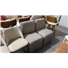 Image 1 : 2 GREY LOUNGE CHAIRS