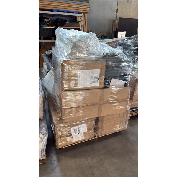 PALLET OF AQUATIC VESSELS AND ACCESSORIES