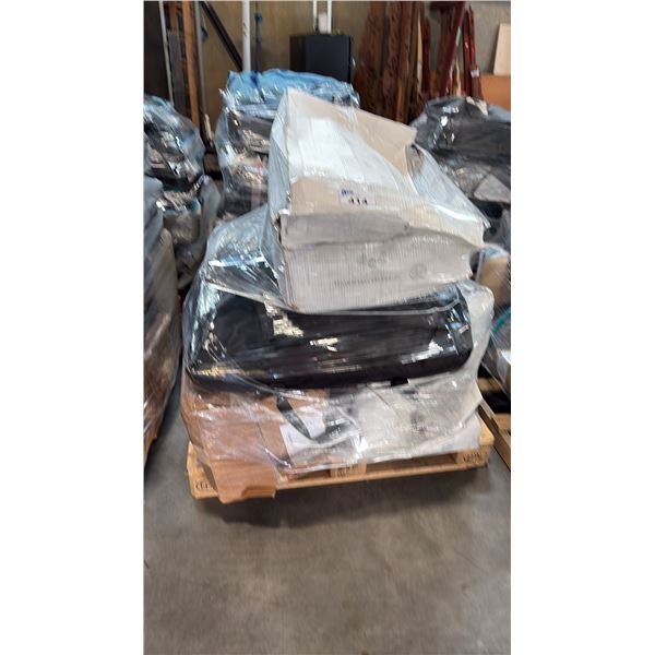 PALLET OF AQUATIC VESSELS AND ACCESSORIES