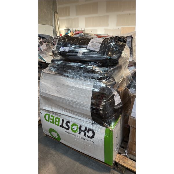 PALLET OF AQUATIC VESSELS AND ACCESSORIES