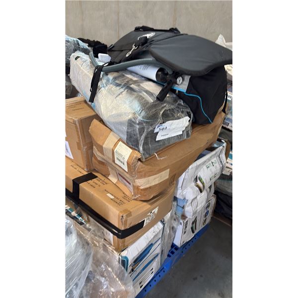 PALLET OF AQUATIC VESSELS AND ACCESSORIES