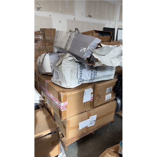 PALLET OF AQUATIC VESSELS AND ACCESSORIES