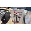 Image 1 : HASCEVHER GASTRO STRAIGHT SHAPE PRESSURE COOKER 17 LT.