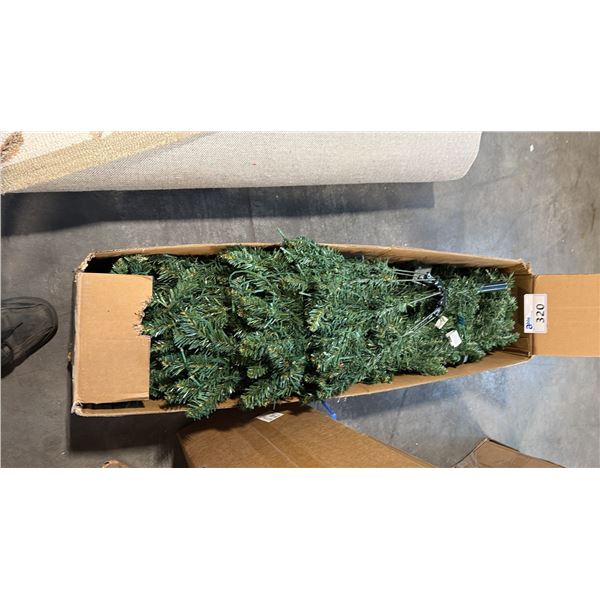 YITAHOME FTSDCT-2009 7.5FT PRE-LIT ARTIFICIAL CHRISTMAS TREE