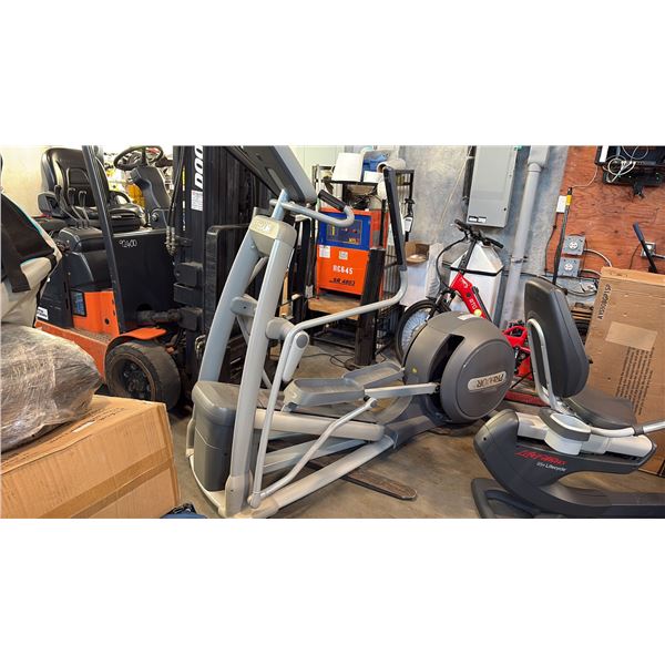 PRECOR EFX ELLIPTICAL FITNESS CROSSTRAINER