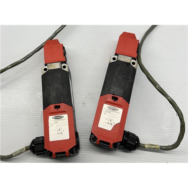 (2) Banner #SI-LS42DMI Safety Interlock Switches