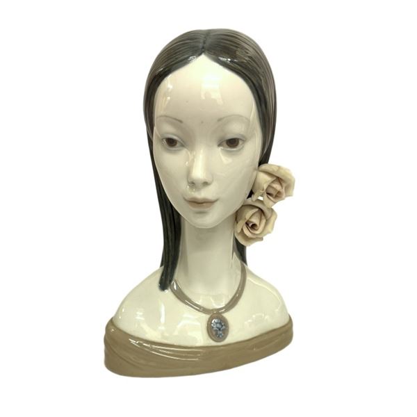 Lladro Porcelain "Maja Head" Figurine