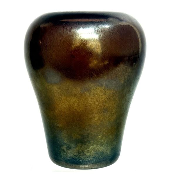 Imperial Free Hand Dahlia Glass Art Glass Vase