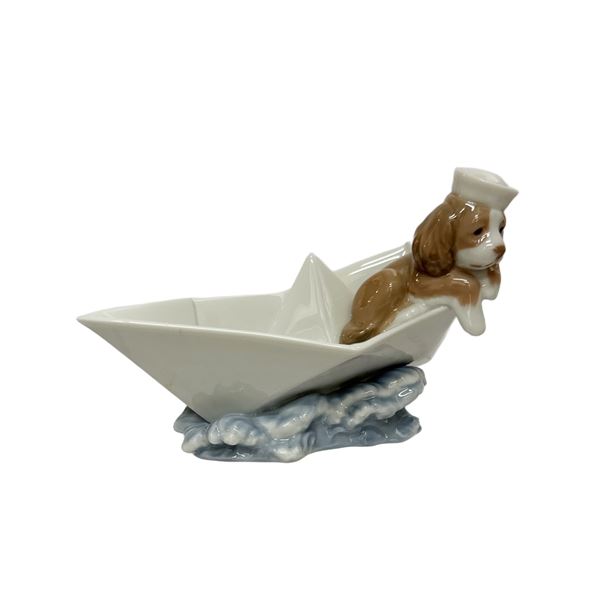 Lladro "Little Stowaway" Porcelain Figurine
