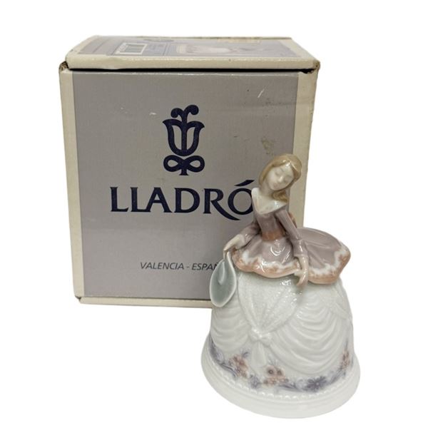 Lladro "Sounds of Fall" Porcelain Figurine