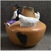 Image 2 : NAVAJO POTTERY VASE (SARESSA YAZZIE )