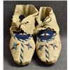 Image 1 : PLAINS BEADED MOCCASINS