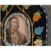 Image 4 : IROQUOIS BEADED PICTURE FRAME