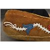 Image 10 : CREE BEADED MOCCASINS