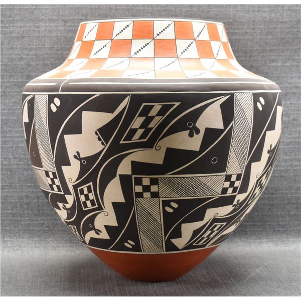 ACOMA POTTERY OLLA ( BARBARA AND JOSEPH CERNO)