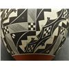 Image 8 : ACOMA POTTERY OLLA ( BARBARA AND JOSEPH CERNO)