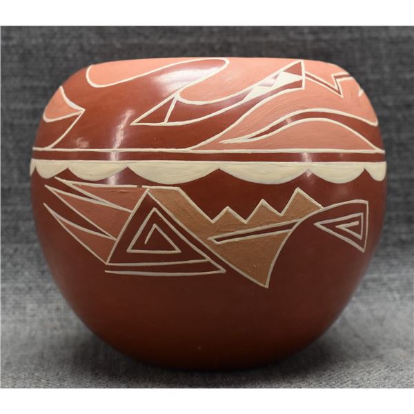 SANTA CLARA POTTERY BOWL  (EARLENE YOUNGBLOOD TAFOYA)