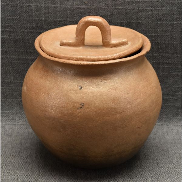 TAOS POTTERY BEAN POT