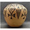 Image 2 : ACOMA POTTERY VASE (CINDY DEWAHE)