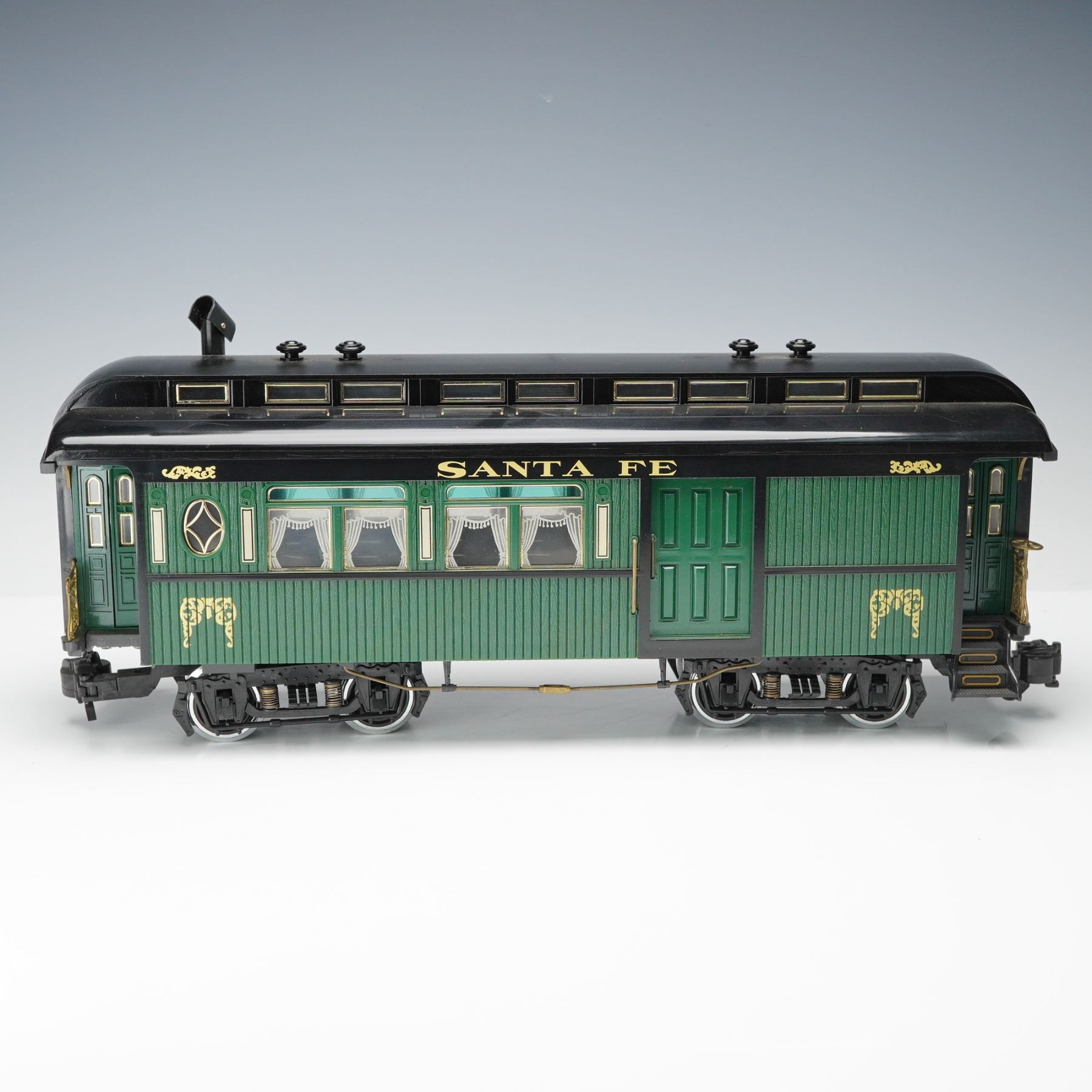 REA Santa Fe Combine Passenger Car Electric Train Model