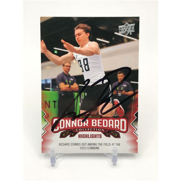 CONNOR BEDARD SIGNED HOCKEY TRADING CARD