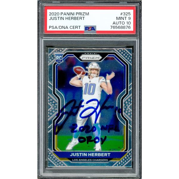 2020 PANINI PRIZM JUSTIN HERBERT SIGNED ROOKIE CARD - PSA GRADE 10