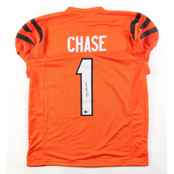JAMARR CHASE SIGNED CINCINATTI BENGALS JERSEY - BECKETT COA