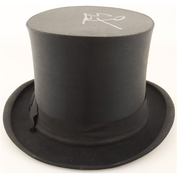 JOHNNY DEPP SIGNED WILLY WONKA TOP HAT (JSA COA)