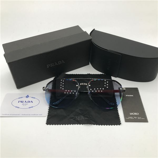 BNIB SUNGLASSES WITH ACCESSORIES