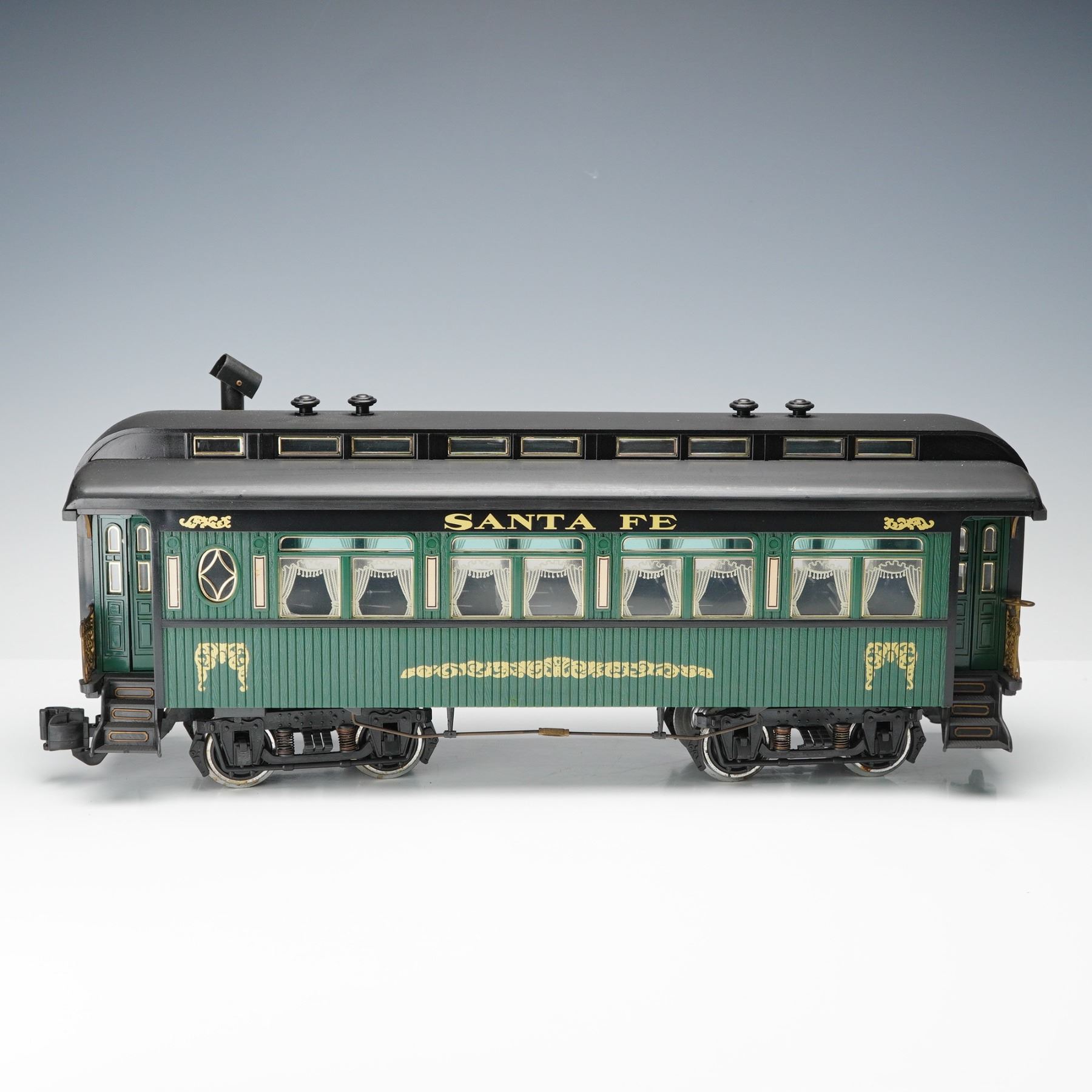 REA Santa Fe Coach Passenger Car Electric Train Model