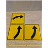 Image 1 : 3 turn ahead signs- plastic