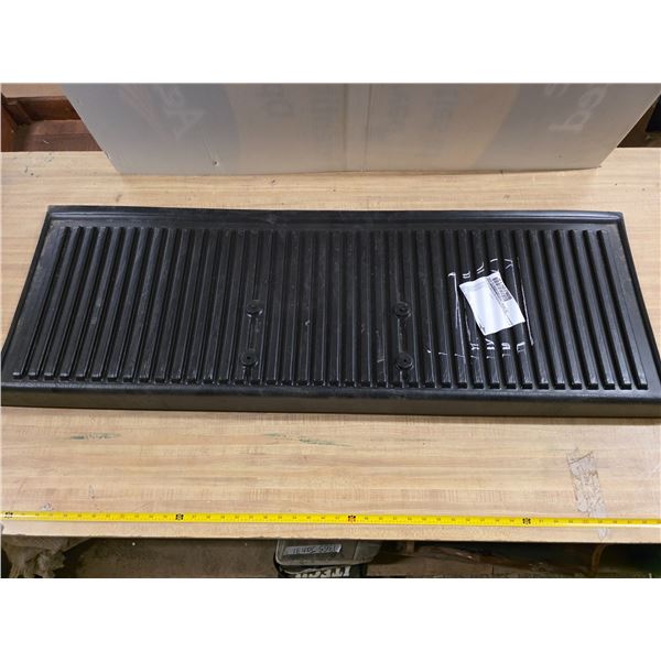 Chevy colorado/canyon 04 plastic tail gate cover- 55"L