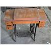 Image 1 : Singer sewing machine and treadle