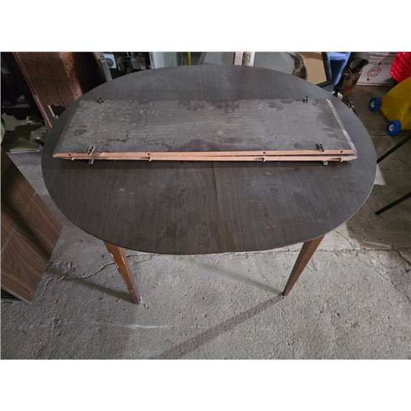 Kitchen table with leaf- 47" by 40" by 30"H