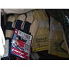 Image 2 : Bag of new work gloves