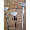 Image 2 : 3 Standing lamps- untested